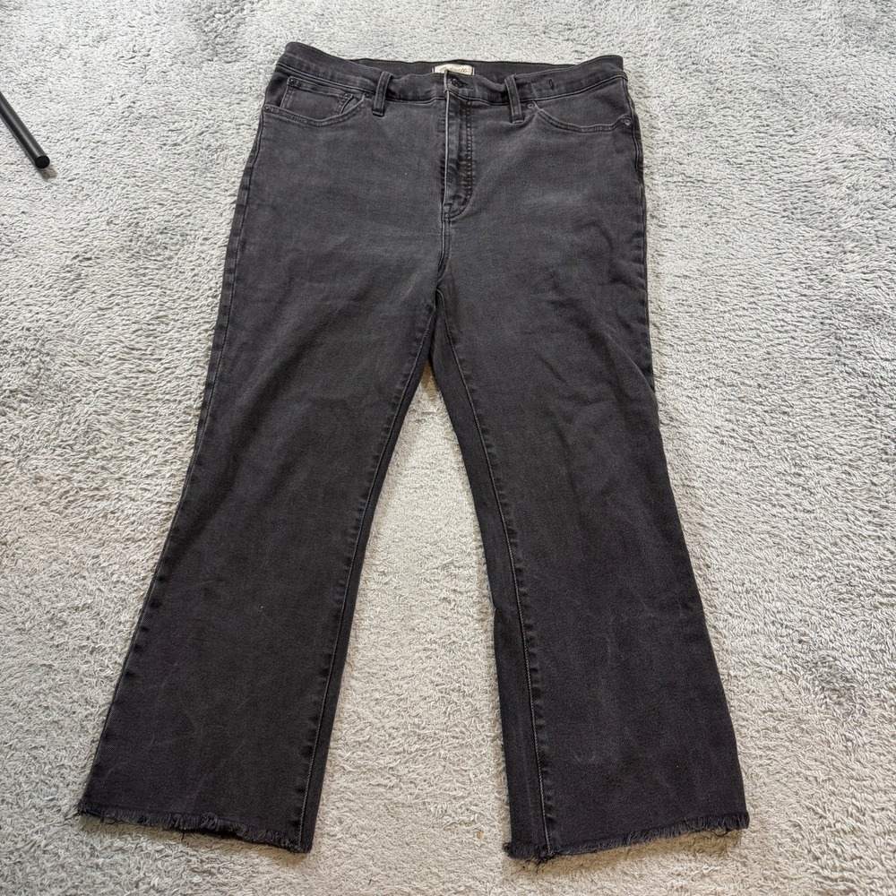 Madewell Cali Demi-Boot Jeans 33 Black High Rise Raw Hem Cropped Womens Denim